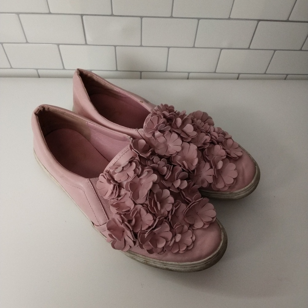 Journee mizey slip on pink loafer tennis shoe 10 - Picture 2 of 4